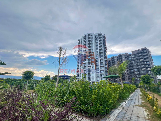 REMAX PARS'TAN ÇEŞMELİ EMERALD DELUX'TE GENİŞ OTURUMLU 2+1