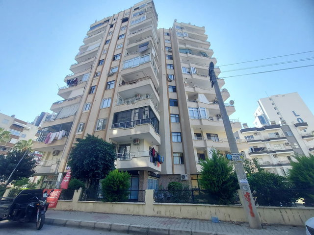 REMAX RİNA'DAN MENDERES MAH.DE GENİŞ 3+1