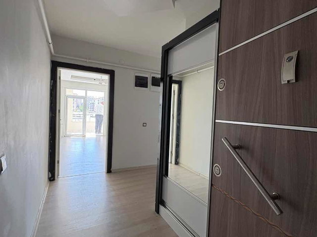 YAKINCA'DA GÖKTÜRK SİTESİNDE SATILIK 3+1 DAİRE