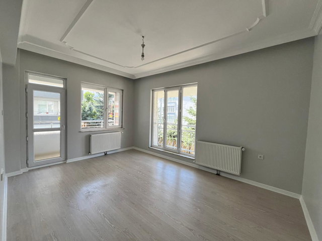 REMAX İLKE'DEN ŞÜKRÜPAŞA'DA 3+1 SATILIK DAİRE