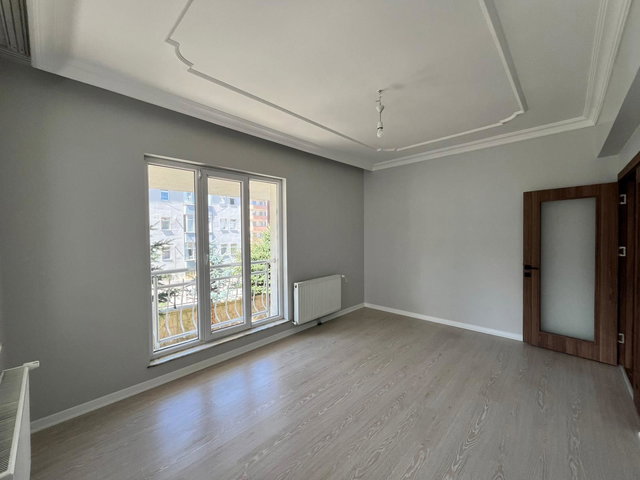 REMAX İLKE'DEN ŞÜKRÜPAŞA'DA 3+1 SATILIK DAİRE