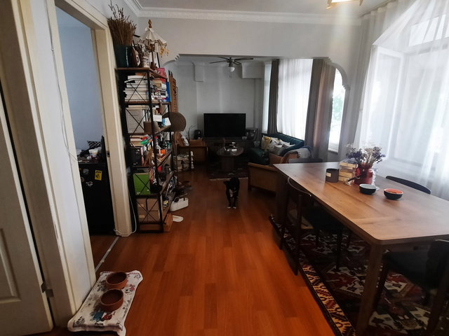 KADIKÖY CAFERAĞA MODA CEDDESINDE SATILIK 2+1 DAIRE