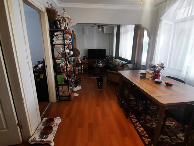 KADIKÖY CAFERAĞA MODA CEDDESINDE SATILIK 2+1 DAIRE