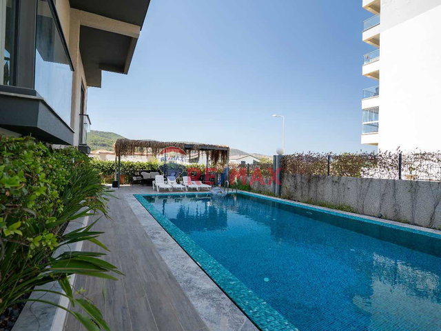 PRESTIJLI SITE İÇERISINDE EŞYALI KIRALIK 2+1 DAIRE