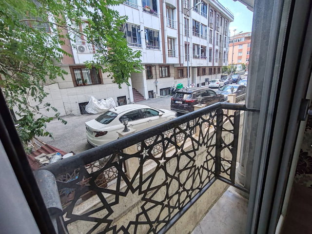 GAZIOSMANPAŞA KARLITEPE'DE, OTOPARKLI, HAVADAR VE GÜNEŞ ALAN ÖZEL TASARIM 2+1 KIRALIK DAIRE
