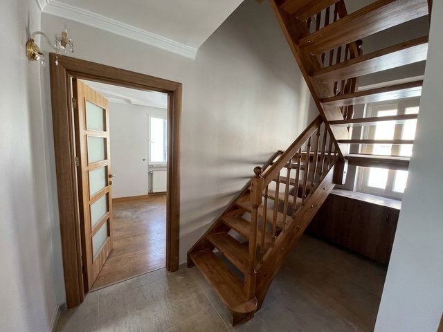 BAKIRKÖY YEŞİLKÖY’DE GÜNEY CEPHELİ 4+1 | 156 M² NET | 2 BANYO | BALKONLU KİRALIK DAİRE