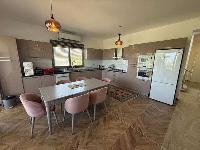 SATILIK 4+1 MANZARALI İKİZ VİLLA | BELLAPAIS, GİRNE