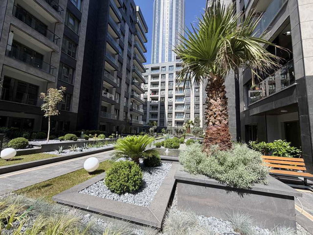 EMPİRE BEYLİKDÜZÜ 1+1 BALKONLU SATILIK