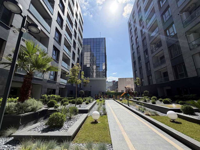 EMPİRE BEYLİKDÜZÜ 1+1 BALKONLU SATILIK