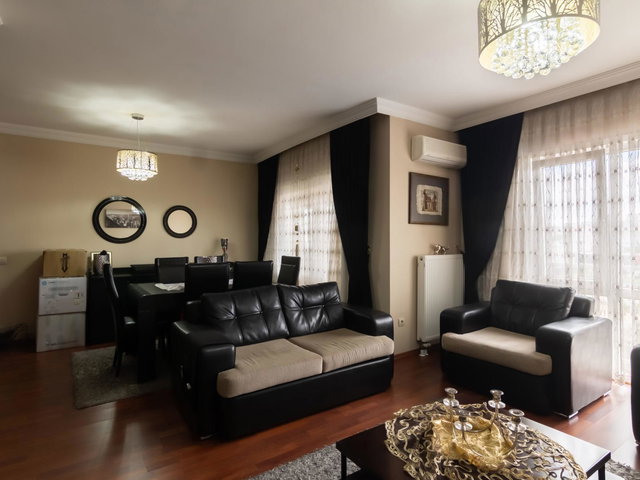 AKKENT 1 SİTESİ’NDE 3+1 4. KAT PEYZAJ VE HAVUZ MANZARALI KİRALIK DAİRE