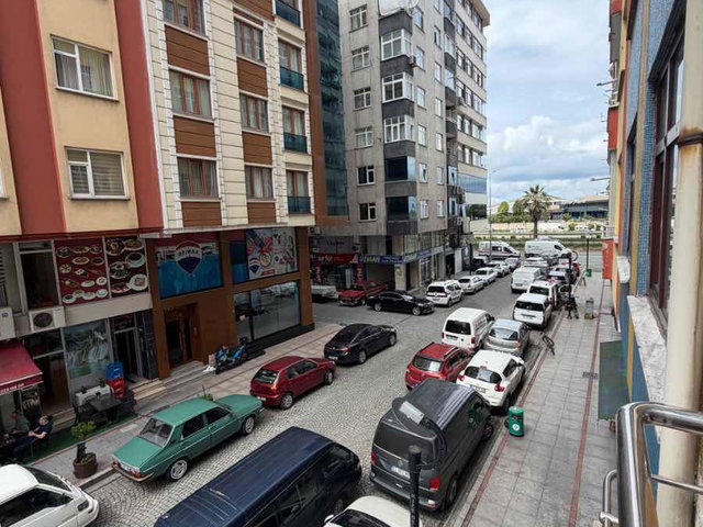 RİZE EKREM ORHON'DA 3+1 BAKIMLI GÜNEŞ ALAN ÇİFT CEPHE DAİRE