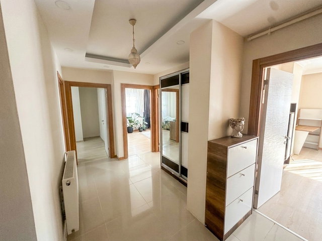 ADNAN KAHVECİDE SATILIK SİTE İÇİ 3+1 GENİŞ KULLANIMLI DAİRE