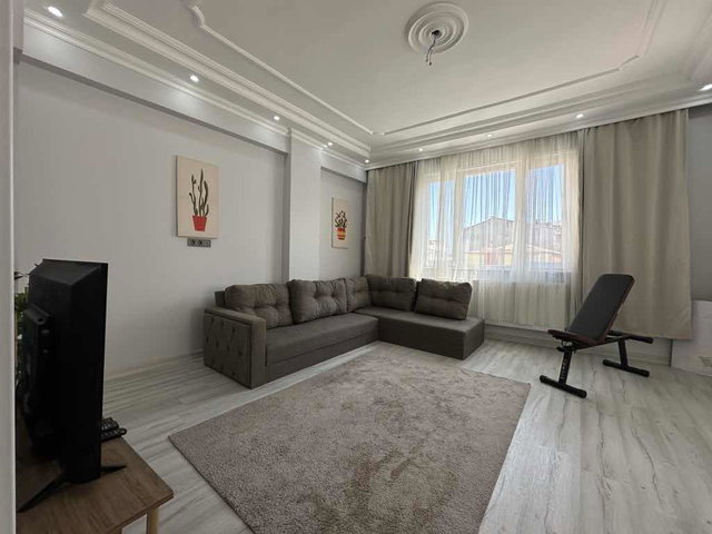 KAĞITHANE HAMİDİYE’DE TEMİZ MUHİT BALKONLU EŞYALI 2+1 DAİRE