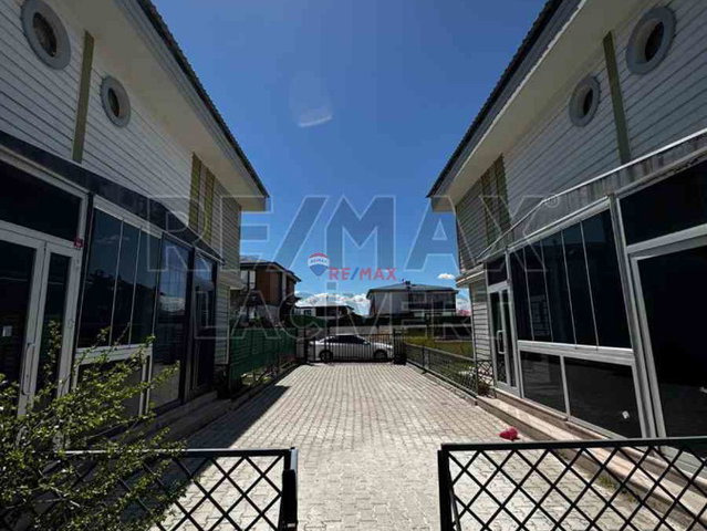 RE/MAX LACİVERT'TEN DADAŞKENT'TE SATILIK VİLLA