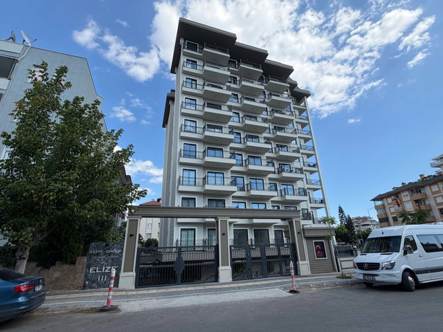 DENİZE YÜRÜME MESAFESİNDE SATILIK SIFIR 1+1 DAİRE
