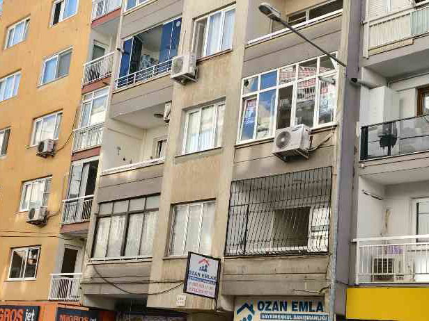 KARABAĞLAR BOZYAKA MAHALLESİ’NDE 25.000 TL. KİRA GETİRİSİ BULUNAN 3+1 SATILIK DAİRE