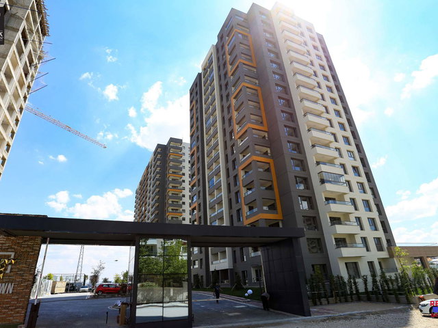 ISTANBUL YOLU METROSU YAKINI , HİTTOWN KONUTLARINDA 10. KAT ORMAN MANZARALI  1+1 KIRALIK DAIRE