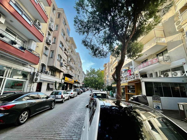 BOSTANLI’DA MERKEZI KONUMDA  ÇATI DUBLEKS 4+1 SATILIK DAIRE