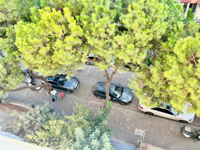 BOSTANLI’DA MERKEZI KONUMDA  ÇATI DUBLEKS 4+1 SATILIK DAIRE