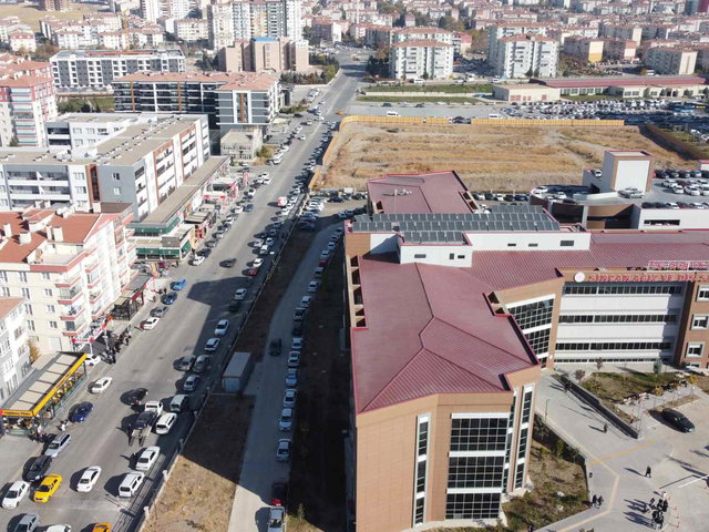 HASTANE METRO KARŞISINDA SATILIK 2+1 ÖN CEPHE DAIRE