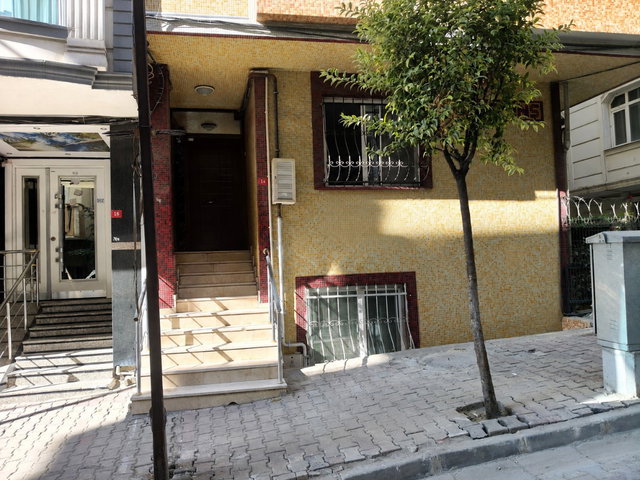 REMAX PRO RAMAZAN DAN BAHÇELİEVLER DE BOŞ 2+1