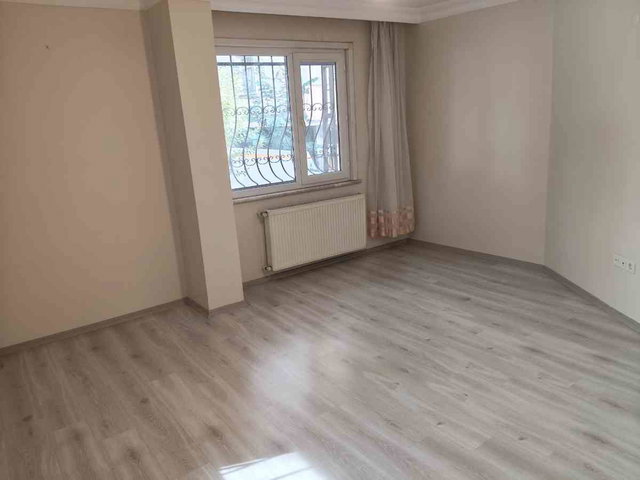 REMAX PRO RAMAZAN DAN BAHÇELİEVLER DE BOŞ 2+1