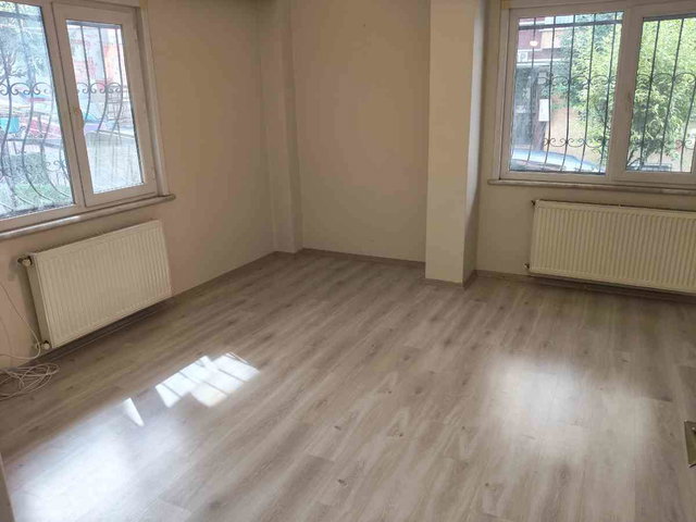 REMAX PRO RAMAZAN DAN BAHÇELİEVLER DE BOŞ 2+1
