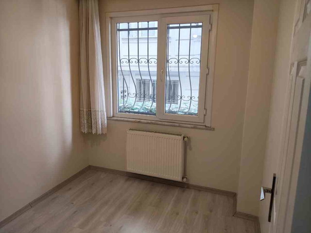 REMAX PRO RAMAZAN DAN BAHÇELİEVLER DE BOŞ 2+1
