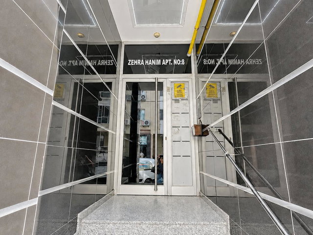 KARŞIYAKA YALI MAHALLESİNDE ÖZEL TASARIMLI ASANSÖRLÜ 2+1  SATILIK DAİRE