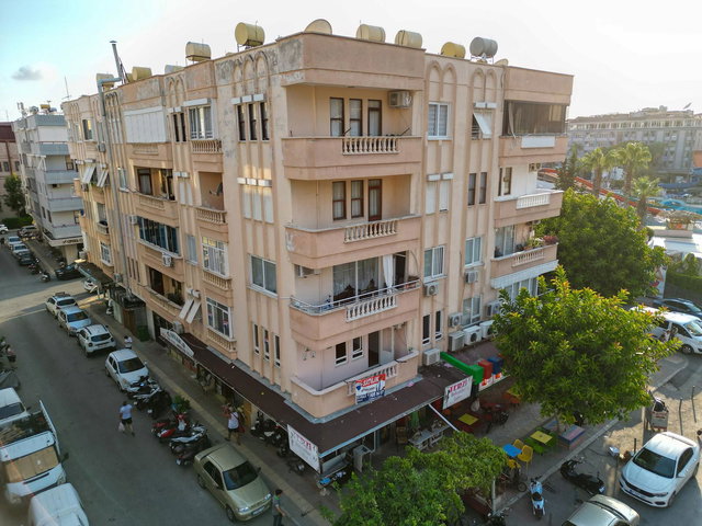 KLEOPATRA PLAJI YAKINI, ATOM STATION ÜZERI 2+1 SATILIK DAIRE