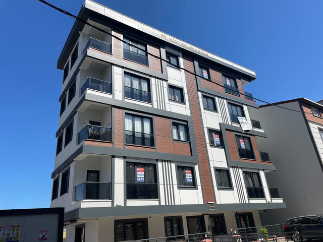 BERK YILDIRIMDAN ÜMRANİYE ESENKENTTE SIFIR KOMBİLİ 2+1 LUX DAİRE