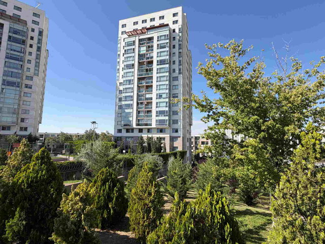 DİKMEN PARK VADİ SİTESİNDE, VADİ VE ŞEHİR MANZARALI, 4+1 DAİRE