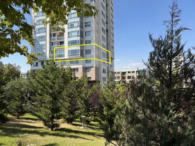DİKMEN PARK VADİ SİTESİNDE, VADİ VE ŞEHİR MANZARALI, 4+1 DAİRE