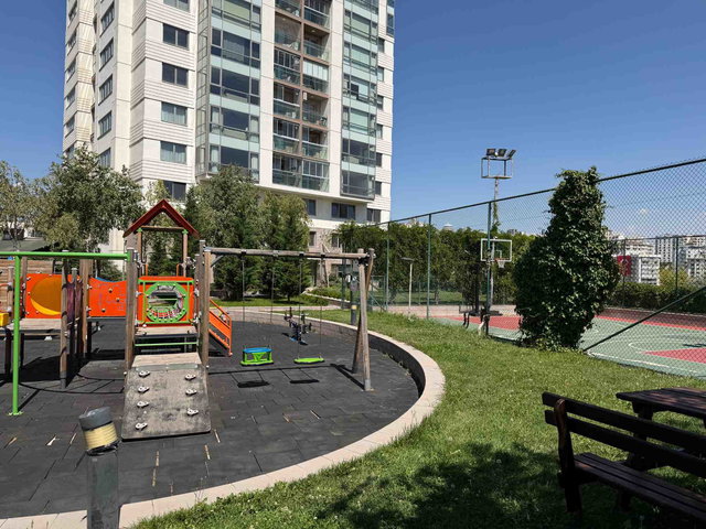 DİKMEN PARK VADİ SİTESİNDE, VADİ VE ŞEHİR MANZARALI, 4+1 DAİRE