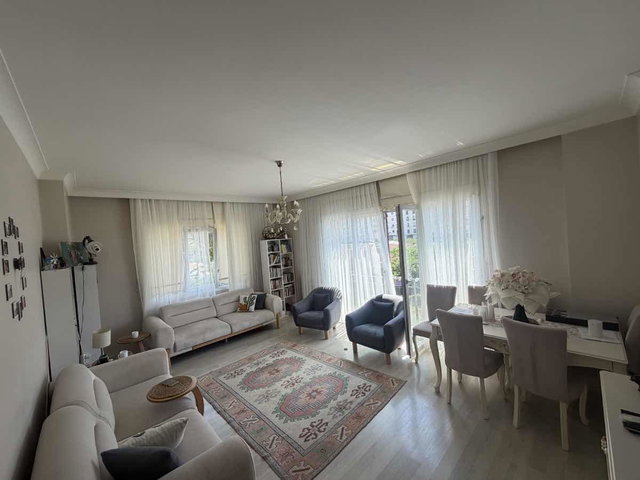 ATAŞEHIR İNÖNÜ MAHALLESI'NDE MODERN BINADA SATILIK 3+1 DAIRE