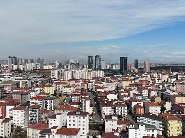 ÜMRANIYE IHLAMURKUYU'DA SATILIK 3+1 ARAKAT DAIRE