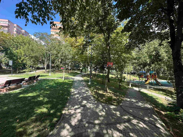 MERDIVENKÖY'DE SITE IÇERISINDE 3+1 115M² SATILIK DAİRE