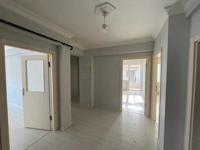 MAMAK 1080 CADDE ÜZERİ ARA KAT KİRALIK 3+1