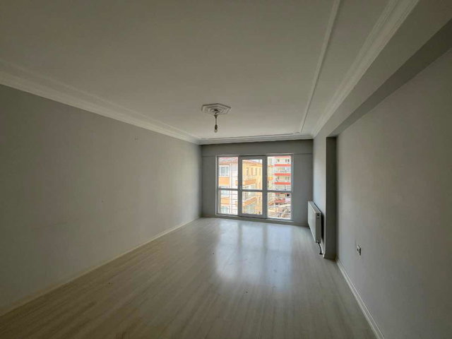 MAMAK 1080 CADDE ÜZERİ ARA KAT KİRALIK 3+1