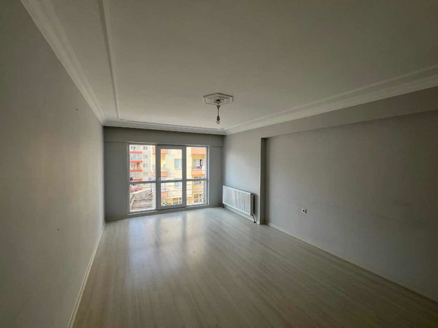 MAMAK 1080 CADDE ÜZERİ ARA KAT KİRALIK 3+1