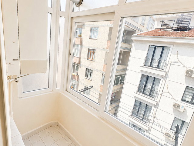 ESENLER KAZIM KARABEKİR MAHALLESİNDE 2+1 SATILIK BALKONLU DAİRE