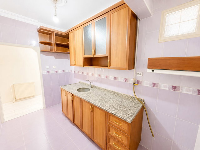 ESENLER KAZIM KARABEKİR MAHALLESİNDE 2+1 SATILIK BALKONLU DAİRE