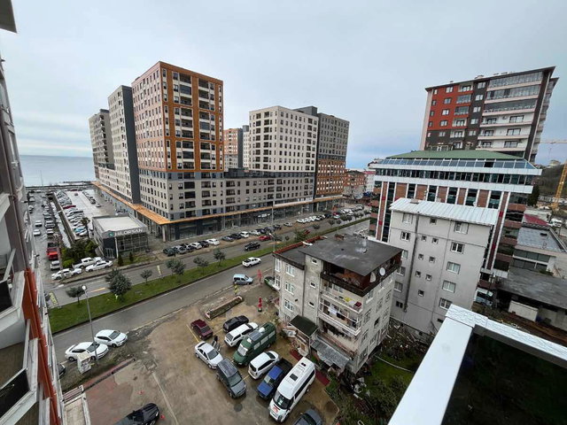 REMAX'DAN RİZE PAZAR RİZEDANS'DA 4+1 8.KAT MASRAFSIZ KREDİYE UYG