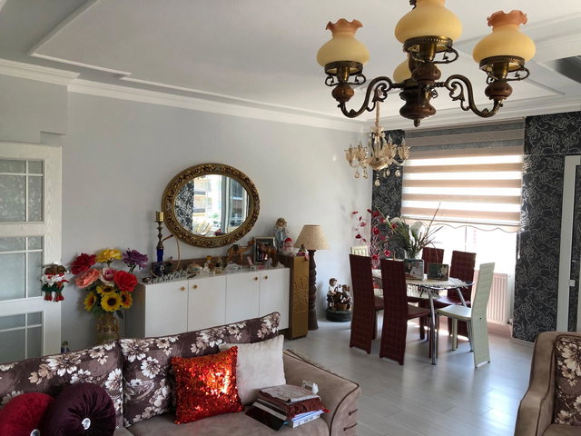 REMAX ŞEHIR'DEN YALOVA SAHİLDE SATILIK 3+1 DAİRE