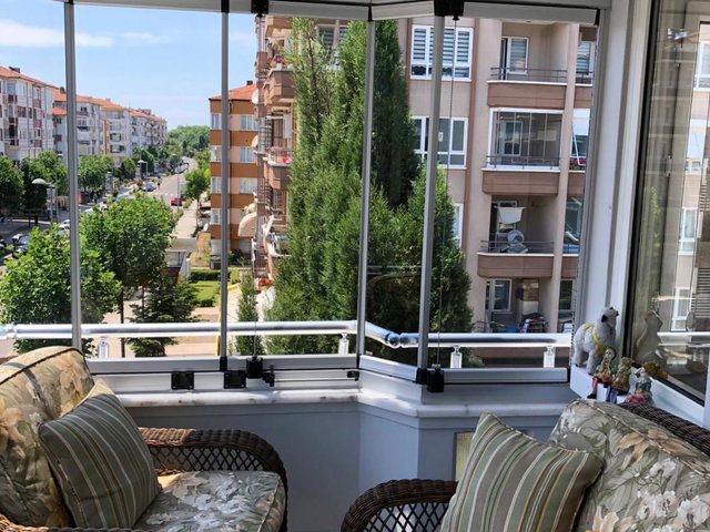 REMAX ŞEHIR'DEN YALOVA SAHİLDE SATILIK 3+1 DAİRE