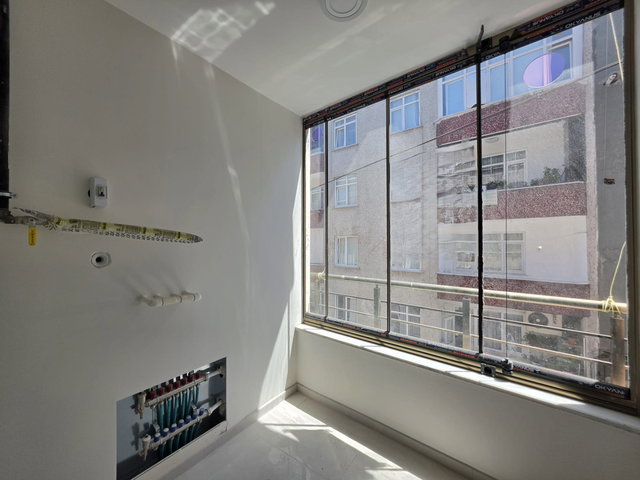 ESENLER FATIH MAHALLESI' NDE SIFIR BINADA 85 M² NET 3+1 DAIRE