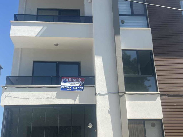 DERİNCE DUMLUPINAR MH KİRALIK  3+1 ARAKAT DAİRE