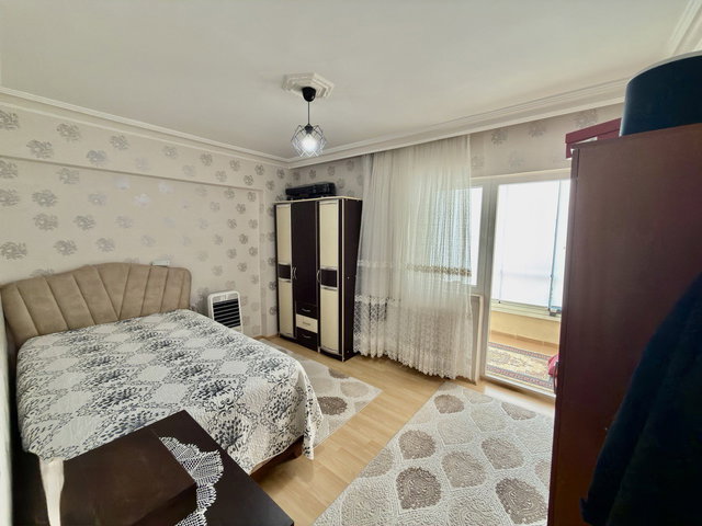 ETİMESGUT TOPÇU’DA ÇİFT CAM BALKONLU – OTOPARKLI – FERAH SATILIK DAİRE