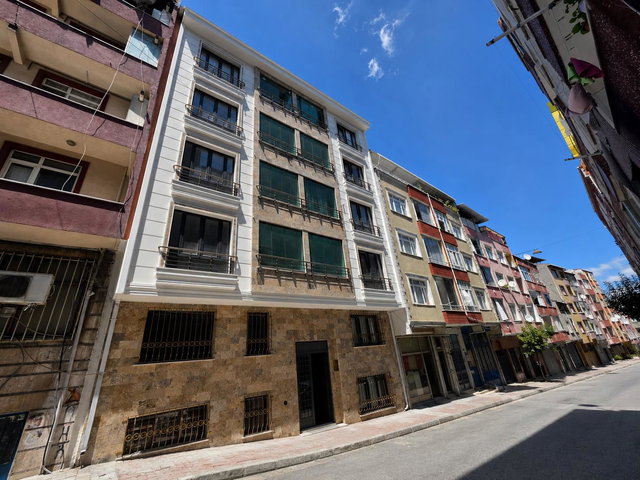 ESENLER FATIH MAHALLESI'NDE SIFIR BINADA 65 M² NET 2+1 DAIRE