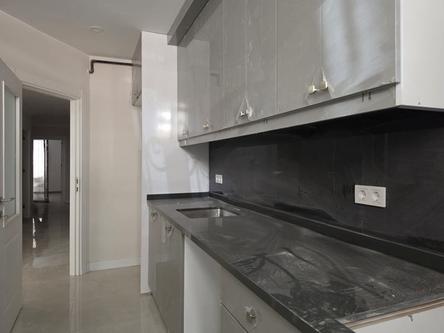 ESENLER FATIH MAHALLESI'NDE SIFIR BINADA 65 M² NET 2+1 DAIRE